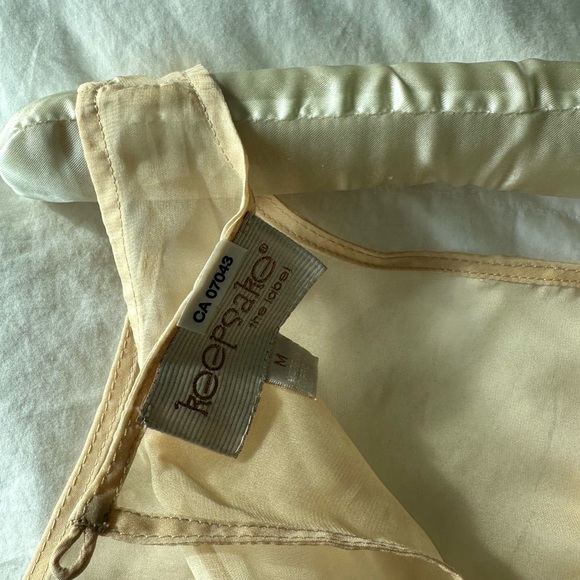 Gold Keepsake cropped top - Picture 4 of 5